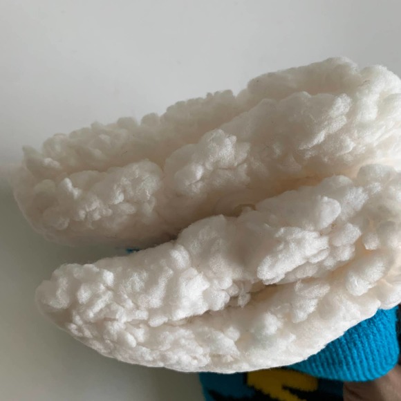 DC Comics Batman Cozy Fuzzy Soft Warm Non-Slip Christmas Sherpa Winter Socks NEW - Picture 7 of 7